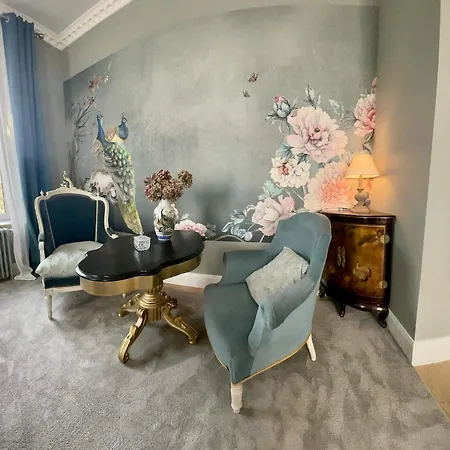 Bed & Breakfast Anelys - Chateau Du Bocage Equemauville