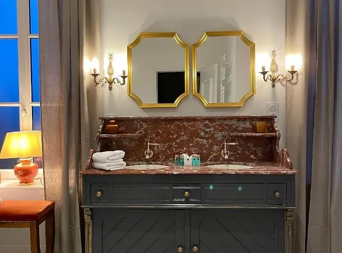 Anelys - Chateau Du Bocage לינה וארוחת בוקר *